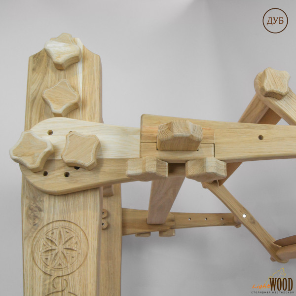 Напольный станок для вышивания "Лакей" с рамой 60х30см
